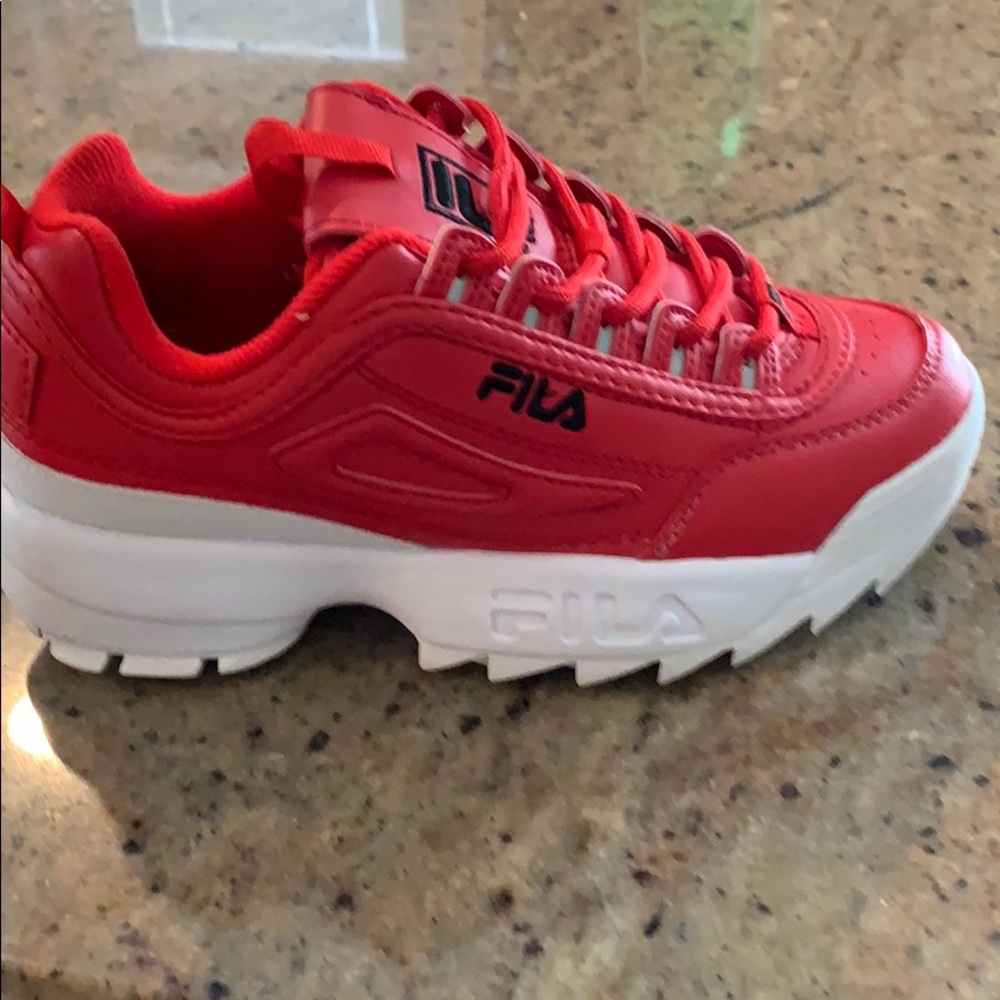 Fila  DISRUPTOR II Premium red sneakers